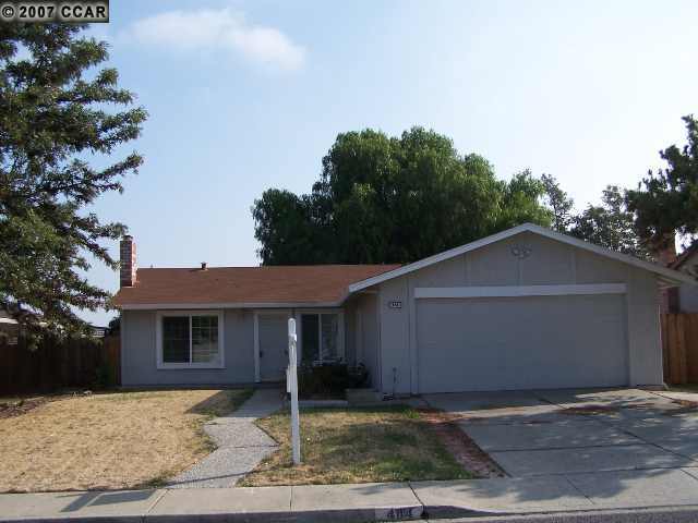 Property Photo: 484 Pamela Drive CA 94565-1554