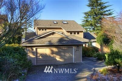 4315 92nd Avenue NE  Yarrow Point WA 98004 photo