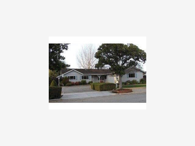 Property Photo: 1075 Rockefeller Drive CA 94087