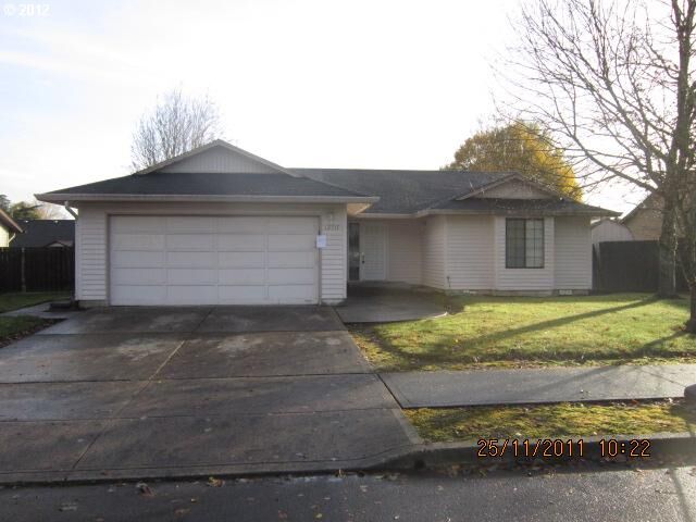 Property Photo:  12917 NE 13th Ave  WA 98685 