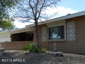 Property Photo: 922 S Roanoke Street AZ 85206