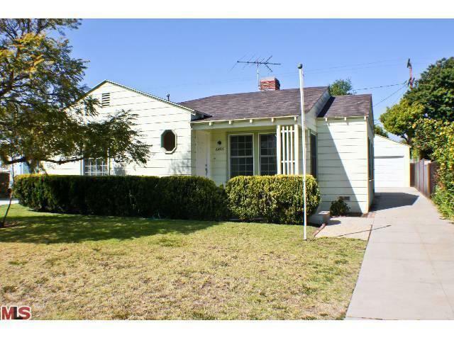 Property Photo:  6405 W 85th Pl  CA 90045 