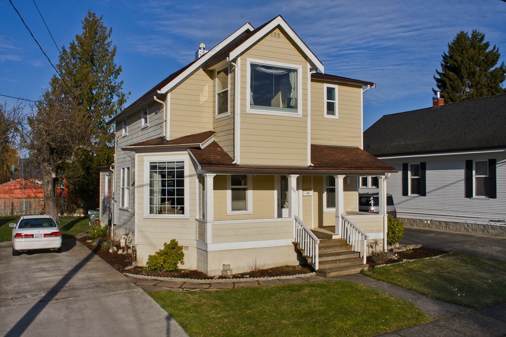 Property Photo: 2211 I St WA 98225
