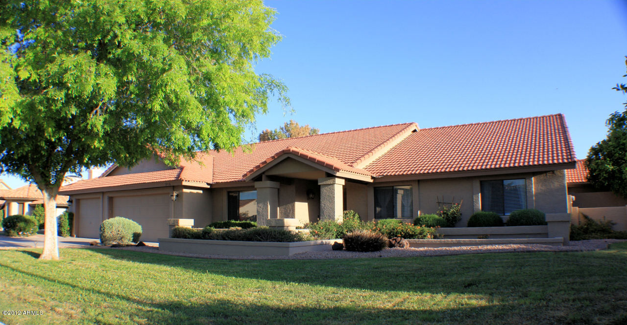 Property Photo:  2516 E Laurel Street  AZ 85213 