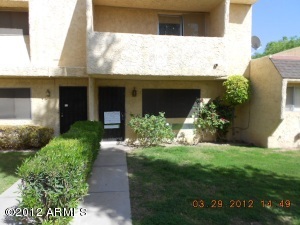 Property Photo:  2221 W Farmdale Avenue 19  AZ 85202 