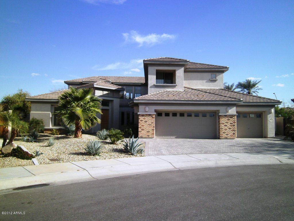 Property Photo:  865 W Orchard Lane  AZ 85340 