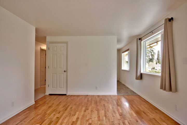 Property Photo:  9207 217th St SW  WA 98020 