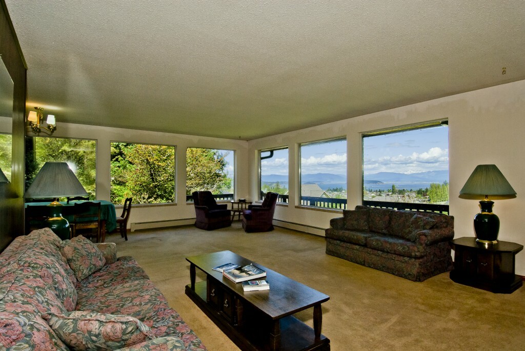 Property Photo:  4405 E Ave  WA 98221 