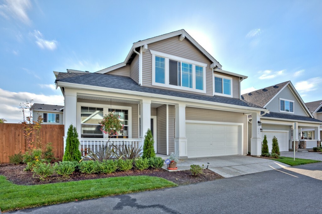 Property Photo: 432 125th St SE WA 98208