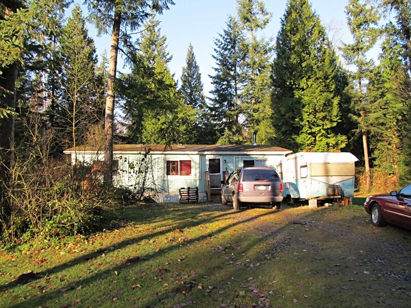 Property Photo: 3830 W 88th St WA 98230