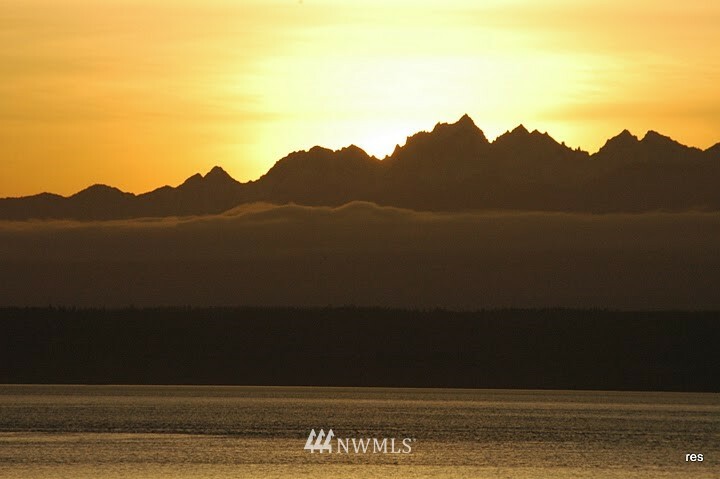 Property Photo: 5600 Mutiny Bay Road WA 98249