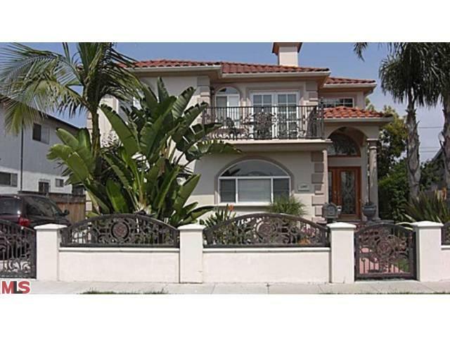 Property Photo:  12957 Admiral Ave  CA 90066 