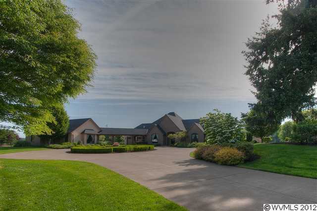 Property Photo:  1651  Springhill Dr NW  OR 97321 