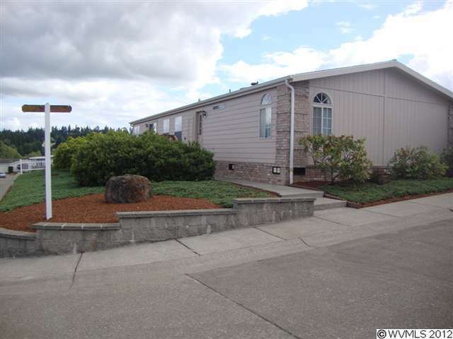 Property Photo:  2120  Robins (#15) Ln SE 15  OR 97306 