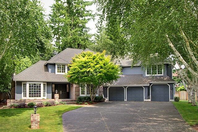 Property Photo:  23016 SE 41st Court  WA 98075 