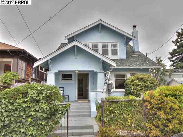 Property Photo:  2133 Ward St  CA 94705-1039 