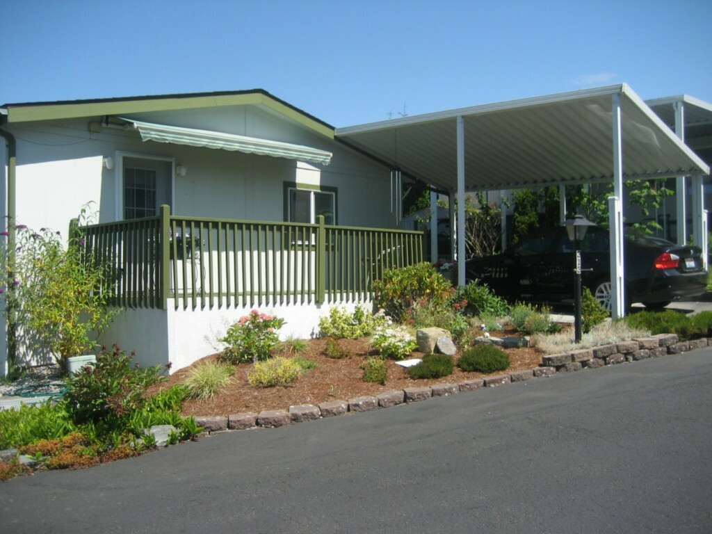 Property Photo:  1200 Lincoln 313  WA 98229 