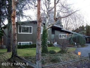 Property Photo:  5008 Englewood Ave  WA 98908 