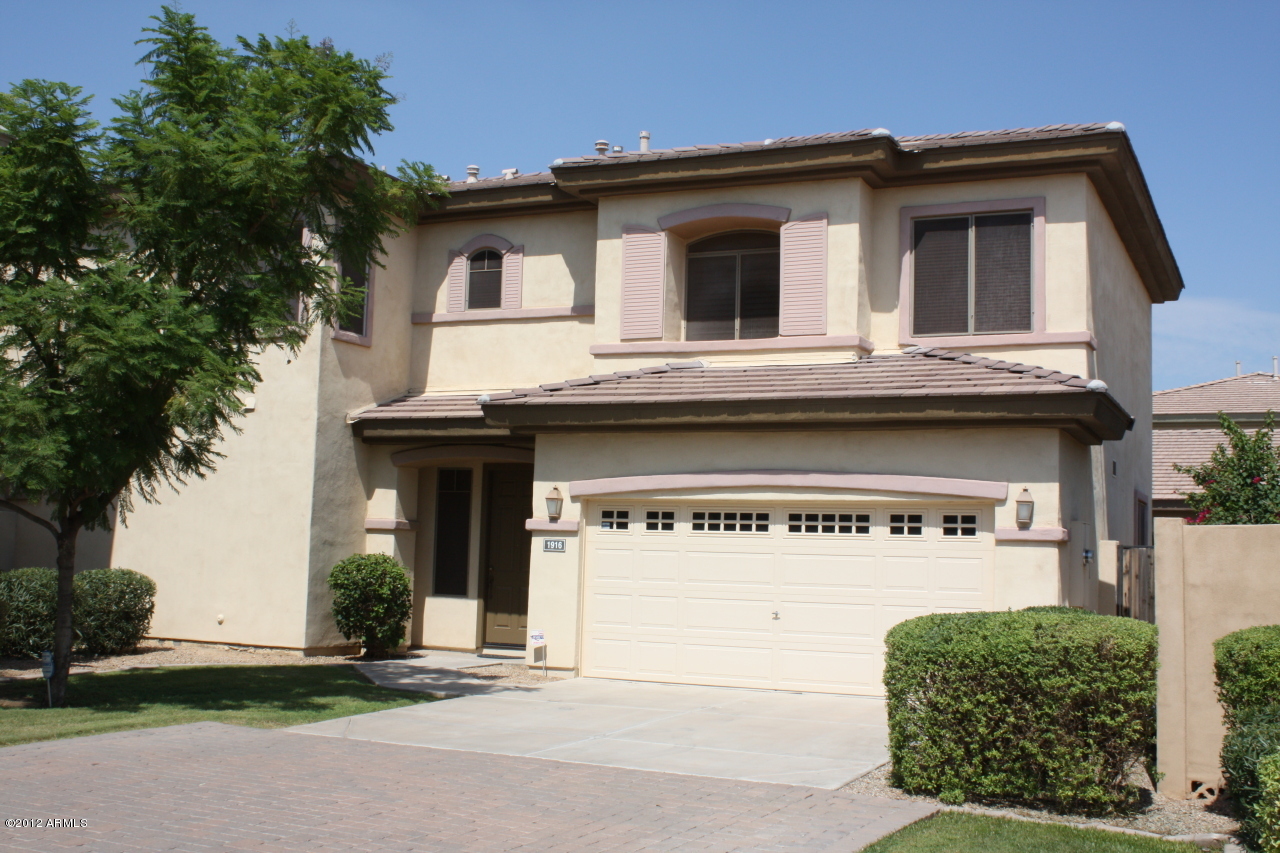 Property Photo:  1916 W Periwinkle Way  AZ 85248 