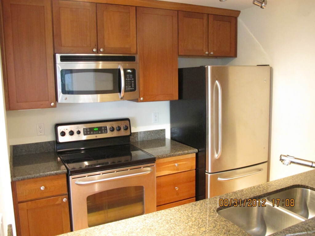 Property Photo: 501 141st Ave SE 30 WA 98007