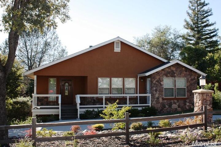 150 Daniels Dr  Auburn CA 95603 photo