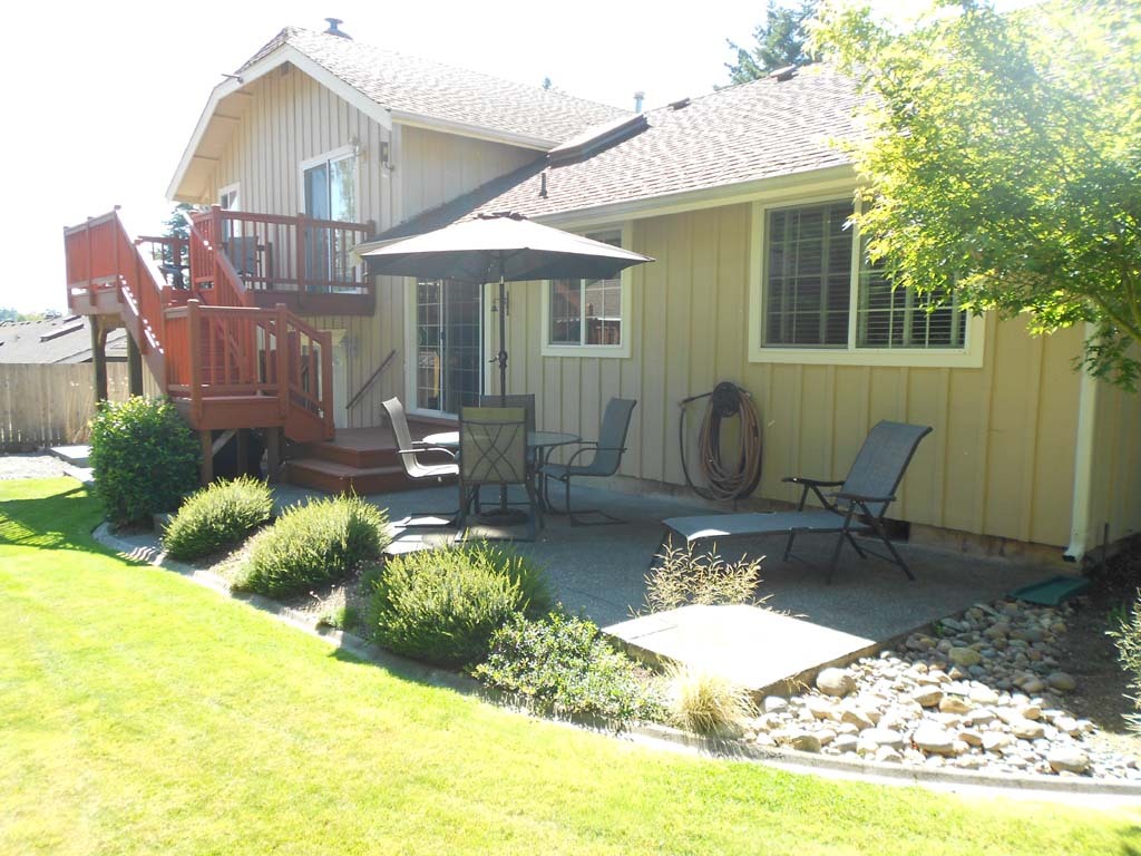 Property Photo:  4407 72nd Av Ct W  WA 98466 