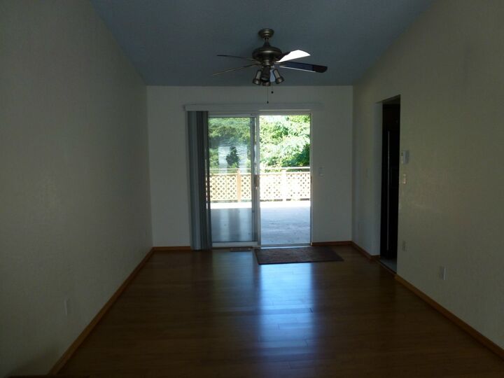 Property Photo:  5519  153 Street SW  WA 98026 