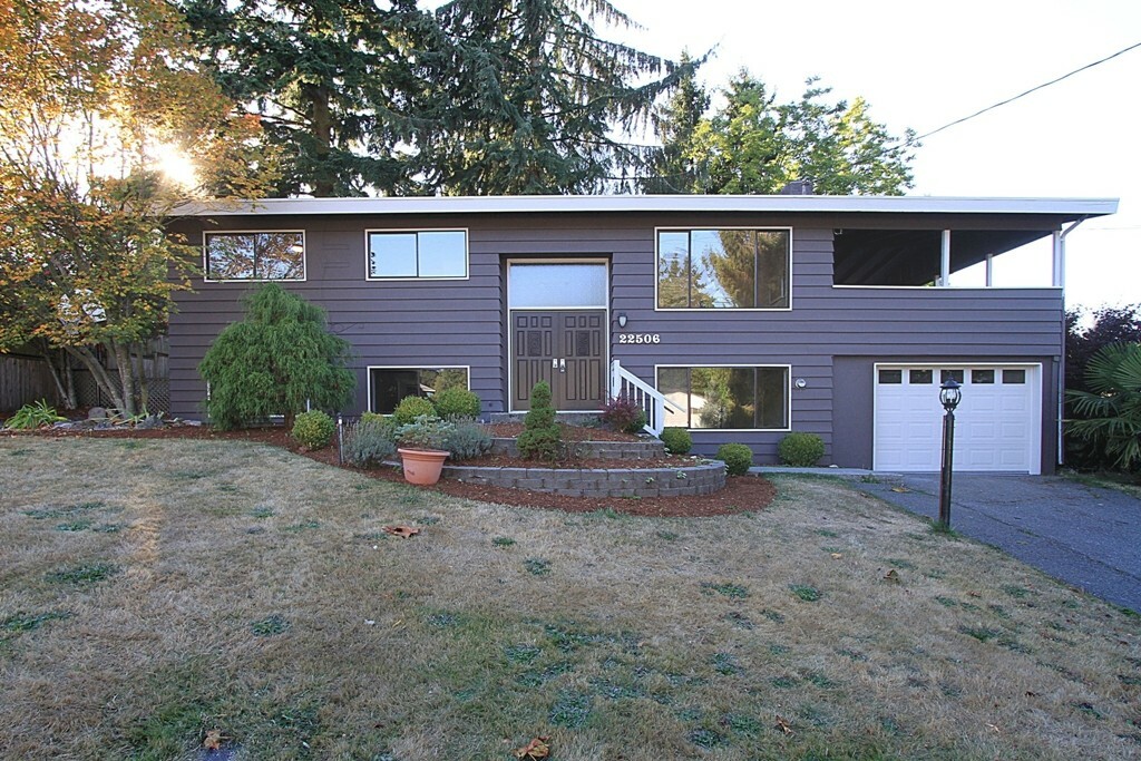 Property Photo:  22506 86th Ave W  WA 98026 