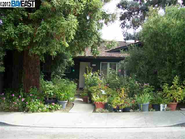 Property Photo:  16586 Kildare Road  CA 94578 