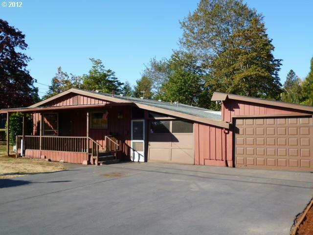 Property Photo:  1680 Acorn Park St  OR 97402 