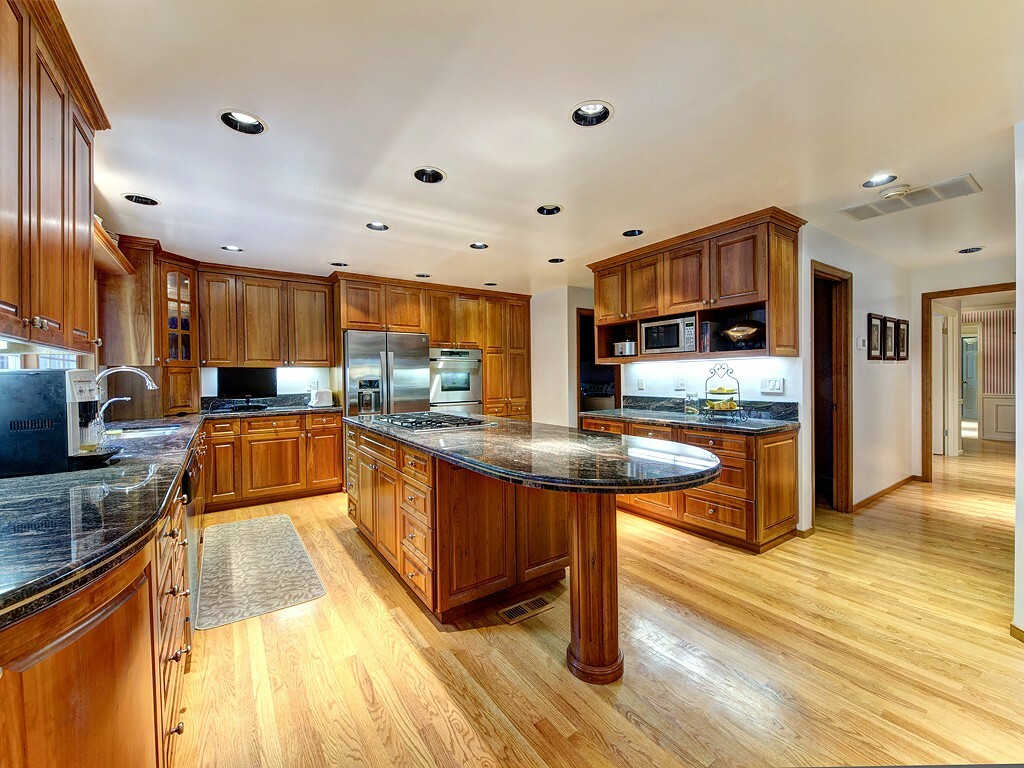 Property Photo: 17236 NE 144 St WA 98052