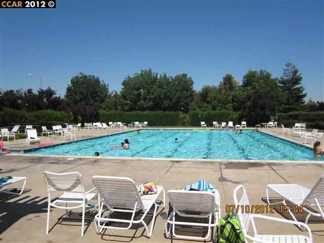 Property Photo: 5646 Idlewood St CA 94568-7688