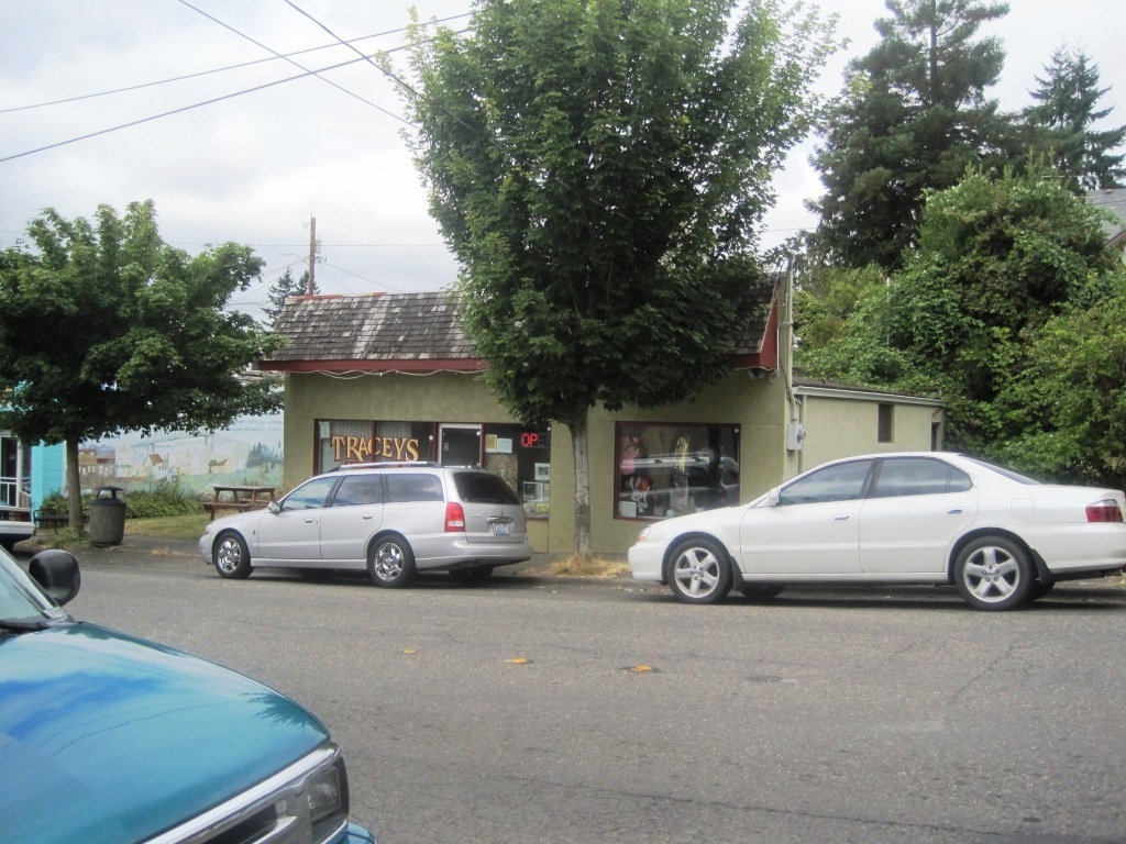 Property Photo:  1103 Scott Ave  WA 98310 