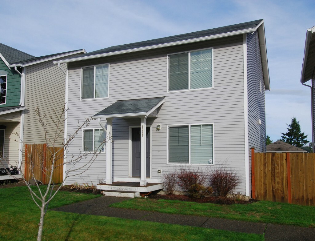 Property Photo:  1735 E 38th St  WA 98404 