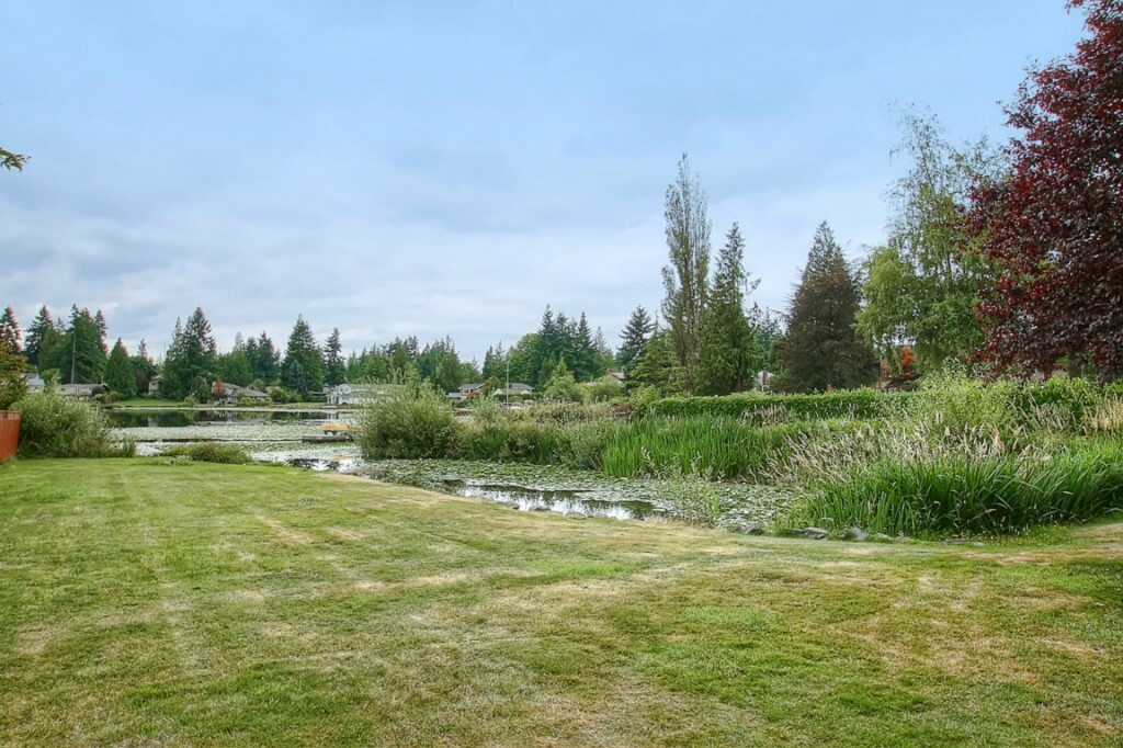 Property Photo:  4028 Serene Wy  WA 98087 