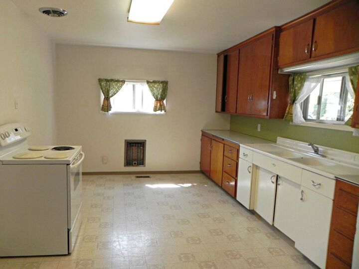 Property Photo:  4304 338th Place SE  WA 98024 