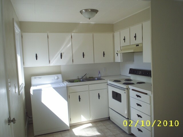 Property Photo: 11606 12th Ave S WA 98444