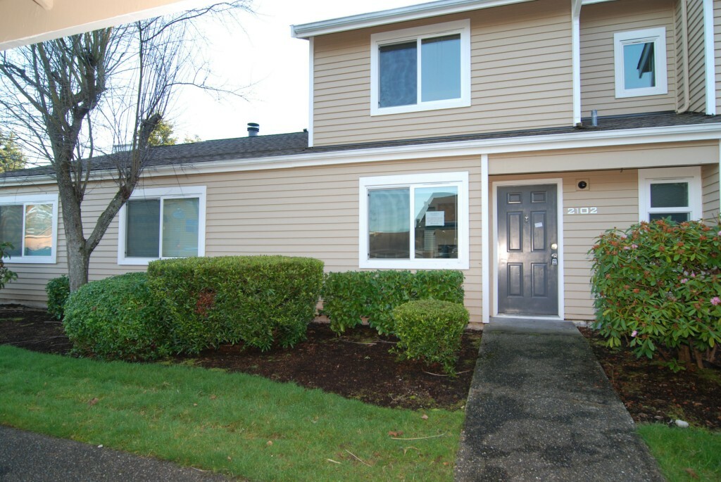 Property Photo:  23801 12th Place S 2102  WA 98198 