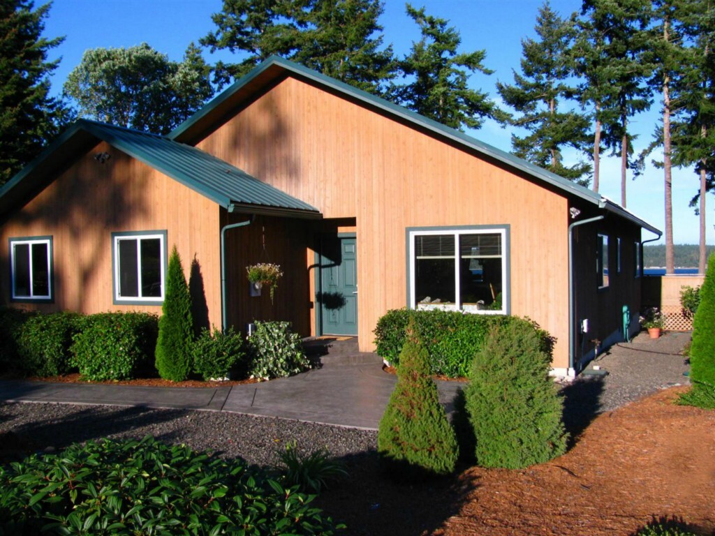 Property Photo: 1320 Prospect WA 98368