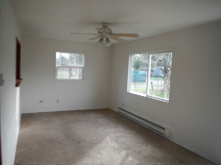 Property Photo: 219 E 90th St WA 98445