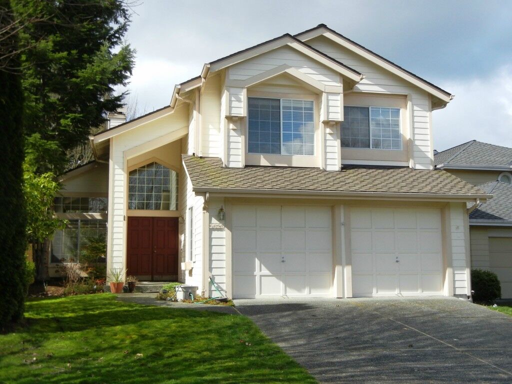 Property Photo:  3529 252nd Place SE  WA 98029 