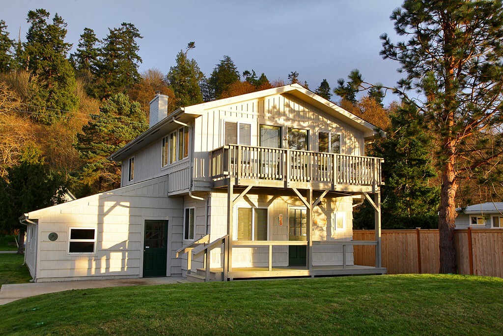 Property Photo:  7524 Maxwelton  WA 98236 