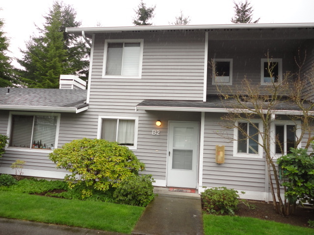 Property Photo: 1526 192nd St SE B2 WA 98012