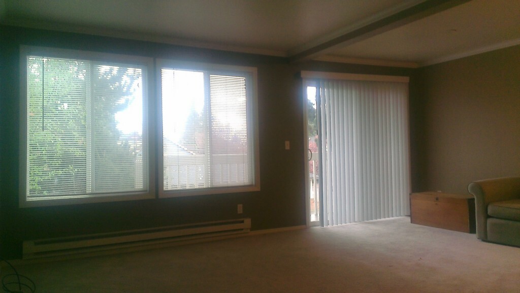 Property Photo: 1712 NW 85th St 202 WA 98117