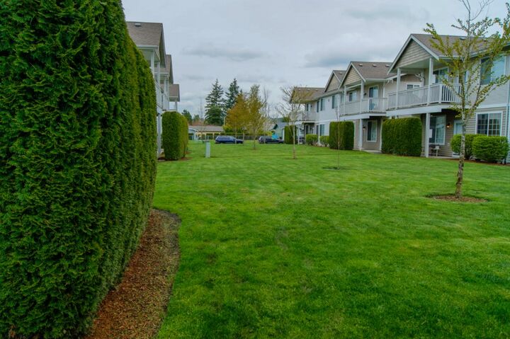 1002 9th Ave SE F102  Puyallup WA 98372 photo