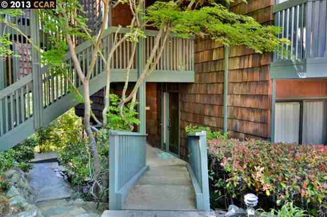 Property Photo: 919 Dewing Ave CA 94549-4222