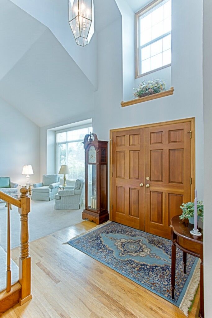 Property Photo: 4420 246th Ave SE WA 98029