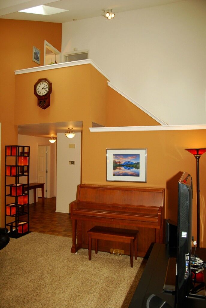 Property Photo: 1102 30th St NE WA 98002