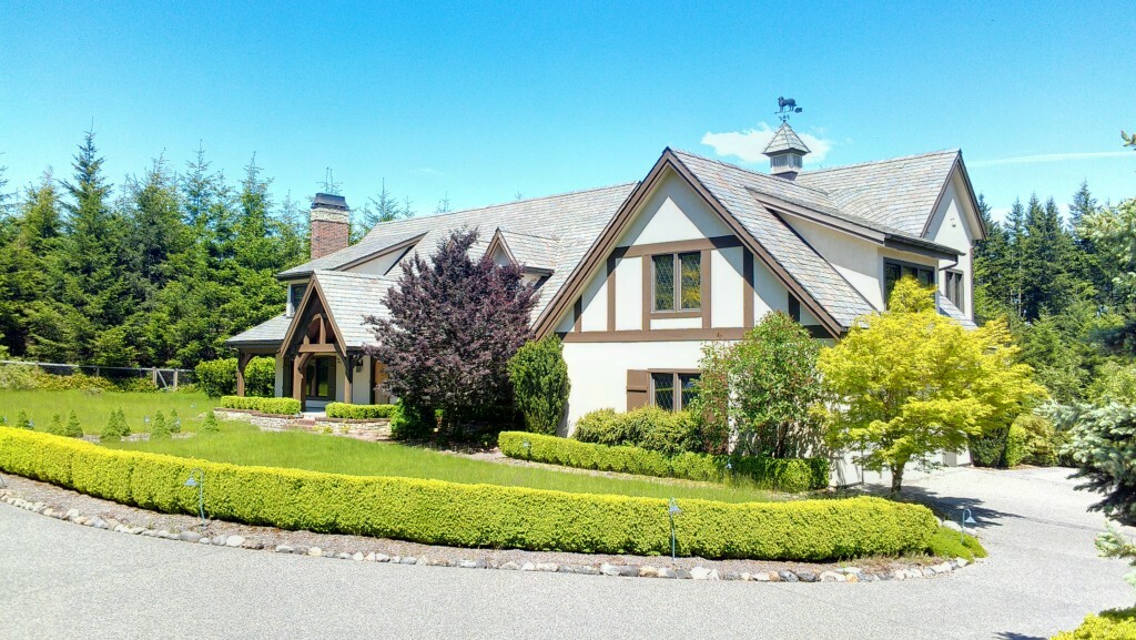 Property Photo: 16220 426th Wy SE WA 98045