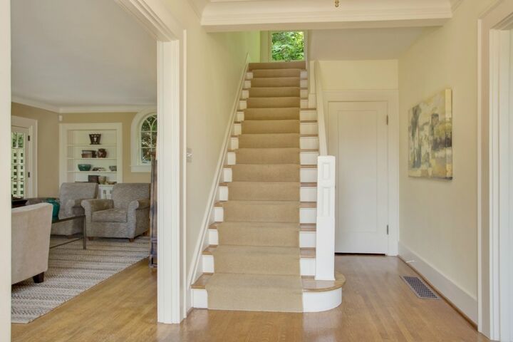 Property Photo:  439 36th Ave  WA 98122 